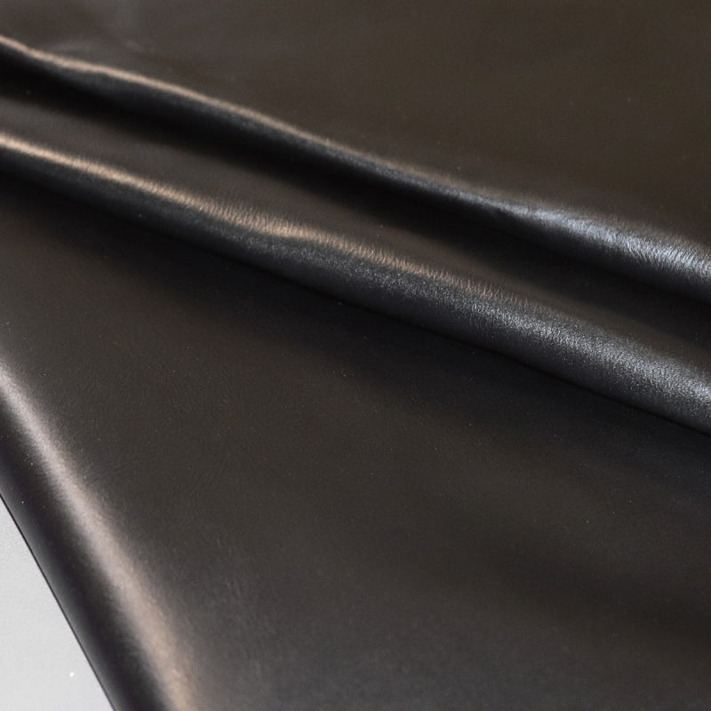 CASTROL BLACK LEATHER